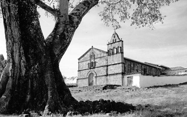 Bucaramanga_para_recorrer_y_disfrutar_iglesias_-_Banrepcultural